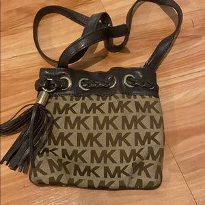 Michael Kors cross body small
